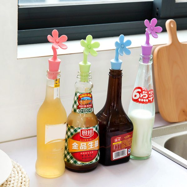 1 pcs Creative Food Grade Silicone Cork Stopper Bottle Cap Hanging Beer Wine Cork Fresh Keeping Plug for Kitchen Gadget Bar Tool - Image 3