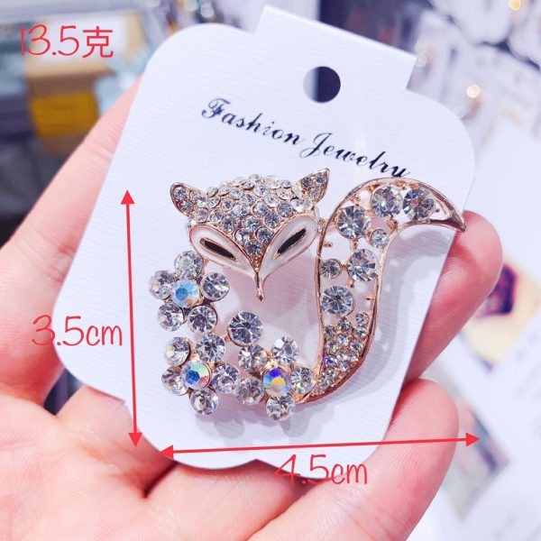 Korean version zircon fox animal brooch pin for woman fashion sweater coat hat scarf clothing accessories luxury banquet jewelry - Image 4