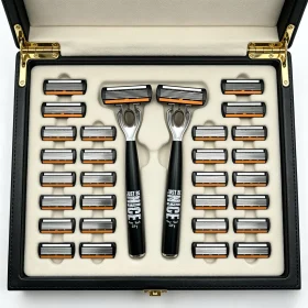 Men’s Manual Safety Razor Set, featuring 6-layer stainless steel blades and an aloe vera lubricating strip | perfect as a gift.